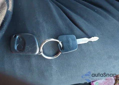 1999 Ford Ranger Xl/Xlt from USA, damaged, VIN 1FTYR14V0XTB15811